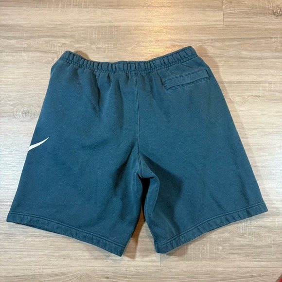 Nike Sportswear Club Fleece Shorts Men's Size XL Side Big Swoosh Logo Faded Look - Picture 3 of 7